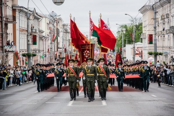 On Victory Day in Gomel, a festive march united representatives of different generations of BelSUT – veterans and youth