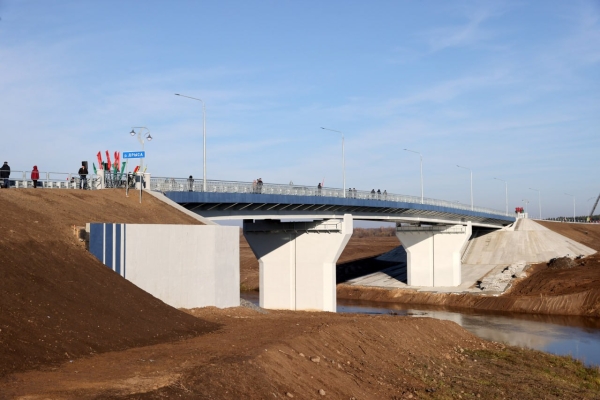 Алексей Ляхнович: обновленный мост в Верхнедвинске повысит уровень комфорта и дорожной безопасности для граждан, придаст импульс экономическому развитию региона