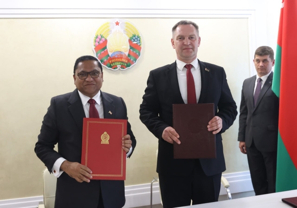 The governments of Belarus and Sri Lanka signed an air traffic agreement
