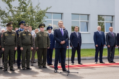 Алексей Ляхнович по случаю праздника Дня знаний посетил Белорусскую государственную академию авиации