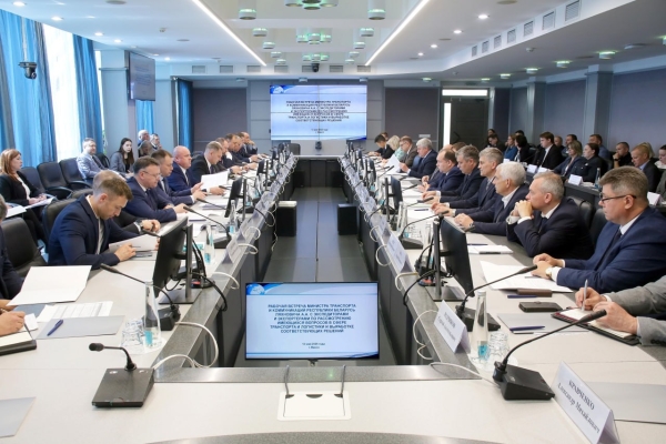 A major meeting on logistics with forwarders and exporters was held under the charge of Minister of Transport and Communications Alexey Lyakhnovich