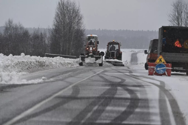 Snowfall in Belarus: Red alert issued, road safety measures underway
